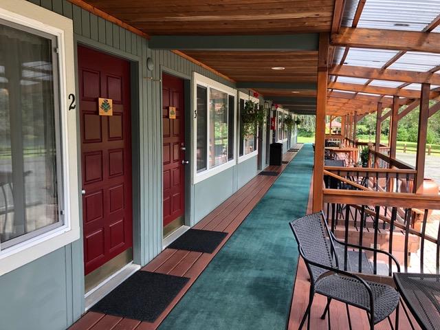 Spacious covered veranda.